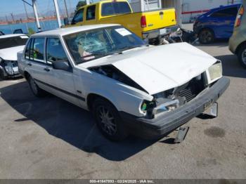  Salvage Volvo 940