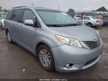  Salvage Toyota Sienna