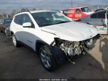  Salvage Jeep Compass