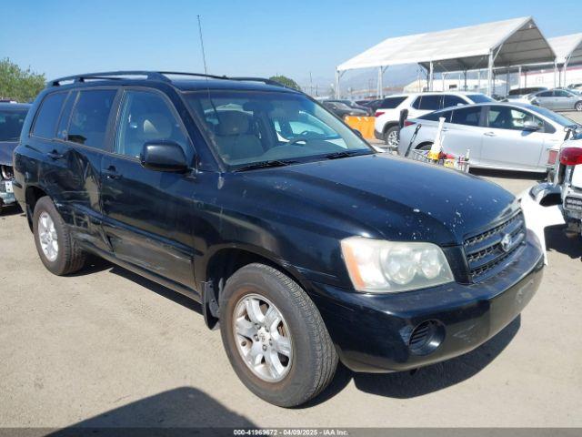  Salvage Toyota Highlander