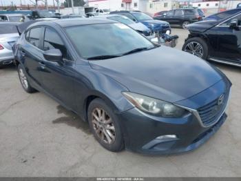  Salvage Mazda Mazda3
