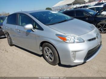  Salvage Toyota Prius