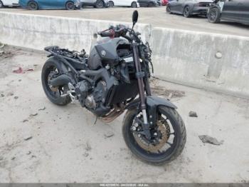  Salvage Yamaha Fz09