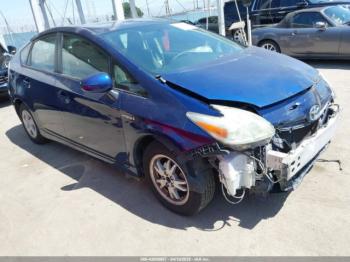  Salvage Toyota Prius