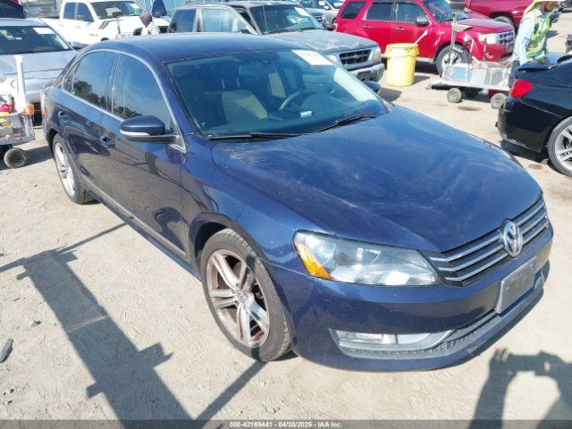  Salvage Volkswagen Passat