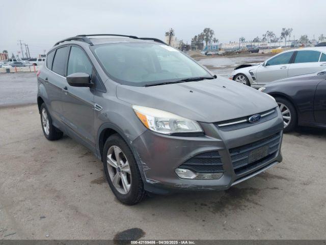  Salvage Ford Escape