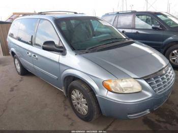  Salvage Chrysler Town & Country