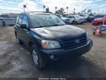  Salvage Toyota Highlander
