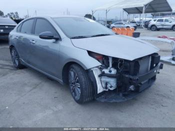  Salvage Kia Forte