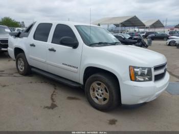  Salvage Chevrolet Avalanche 1500