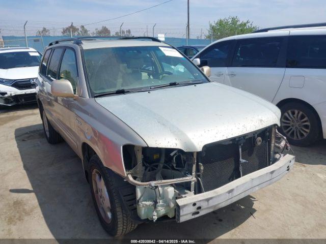  Salvage Toyota Highlander