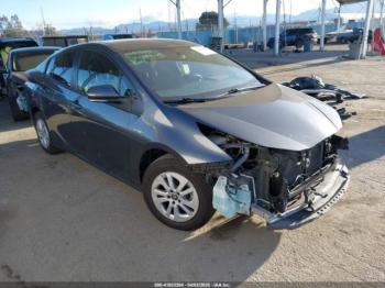  Salvage Toyota Prius