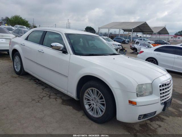  Salvage Chrysler 300