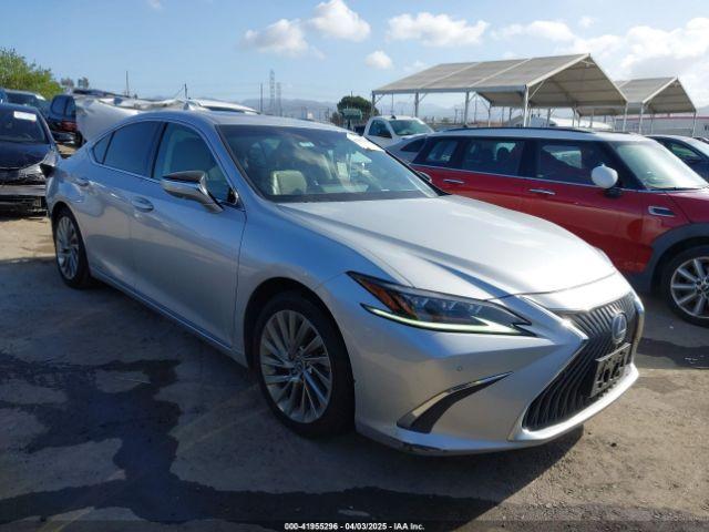  Salvage Lexus Es
