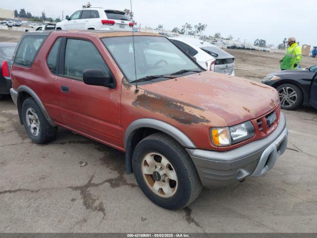  Salvage Isuzu Amigo