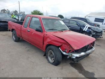  Salvage Toyota Pickup