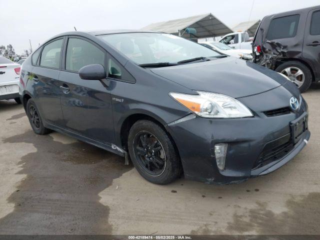  Salvage Toyota Prius