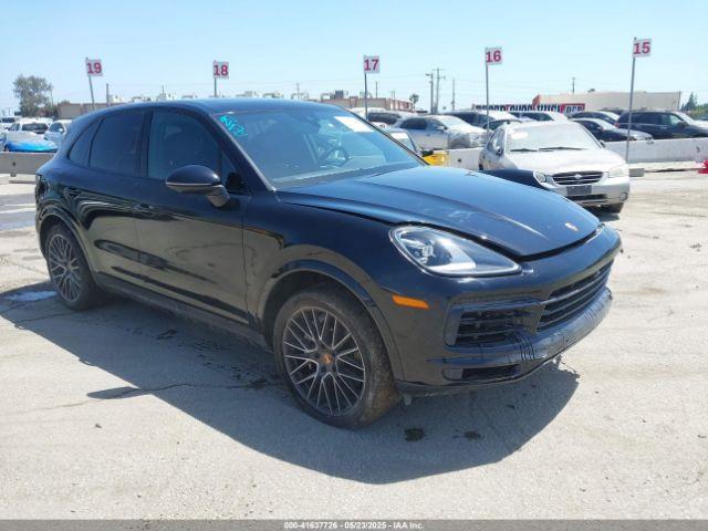  Salvage Porsche Cayenne