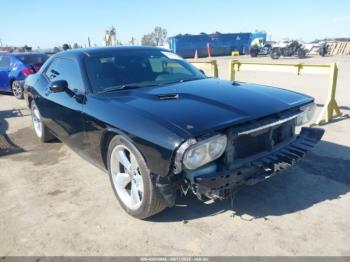  Salvage Dodge Challenger