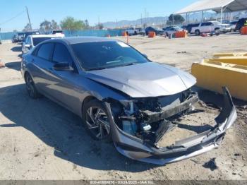  Salvage Hyundai ELANTRA