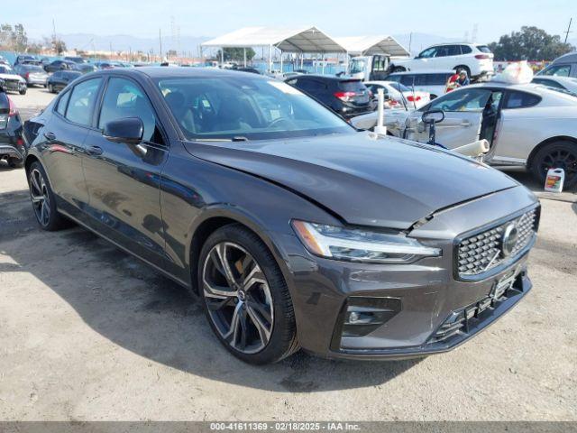  Salvage Volvo S60
