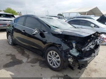  Salvage Kia Forte
