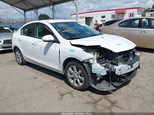  Salvage Mazda Mazda3