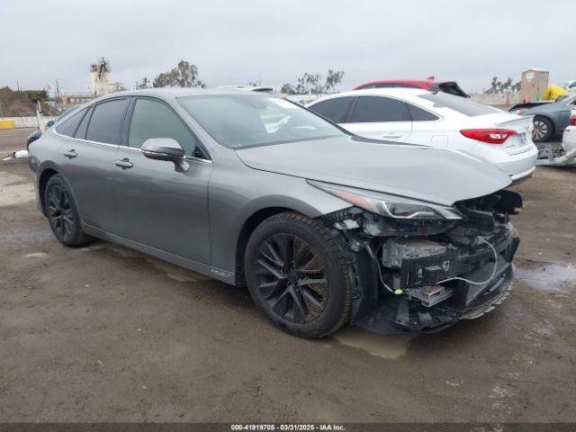  Salvage Toyota Mirai