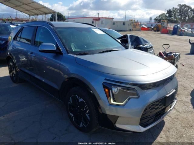  Salvage Kia Niro