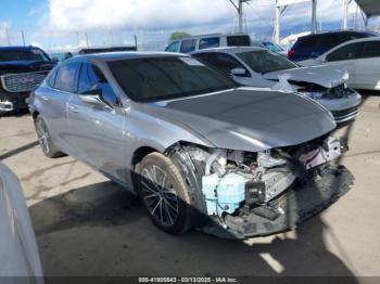  Salvage Lexus Es