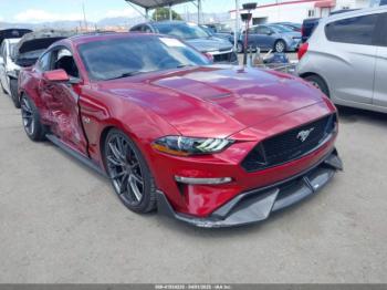 Salvage Ford Mustang