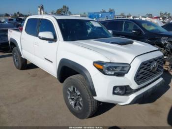  Salvage Toyota Tacoma