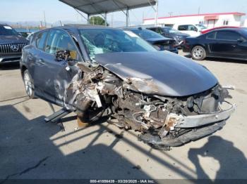  Salvage Lexus Ct
