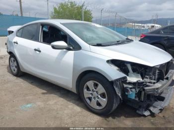  Salvage Kia Forte