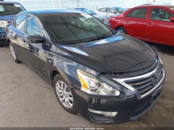  Salvage Nissan Altima