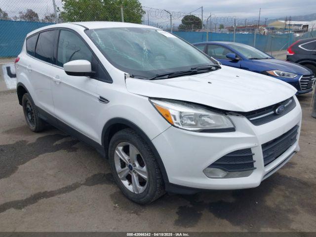  Salvage Ford Escape