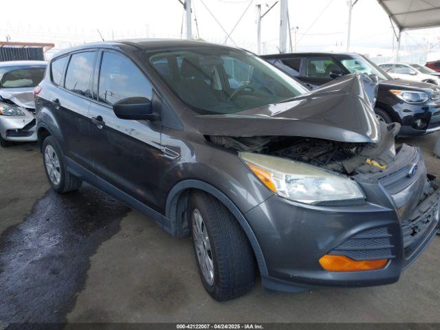  Salvage Ford Escape