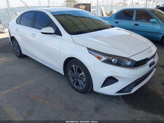  Salvage Kia Forte