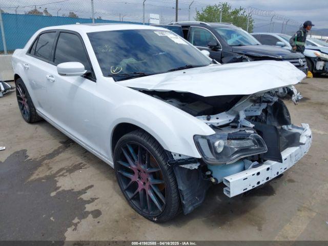  Salvage Chrysler 300