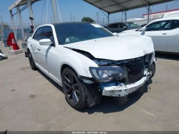  Salvage Chrysler 300