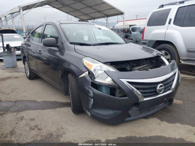  Salvage Nissan Versa