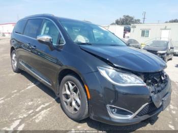  Salvage Chrysler Pacifica