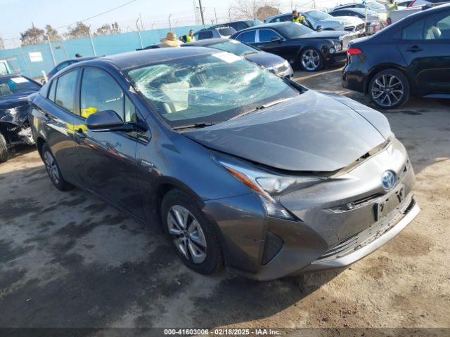  Salvage Toyota Prius