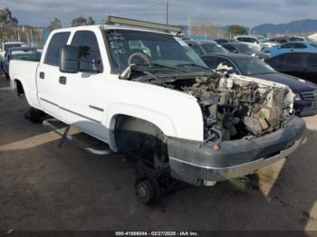  Salvage Chevrolet Silverado 2500