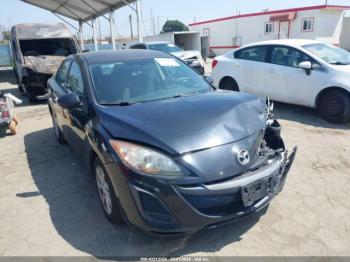  Salvage Mazda Mazda3