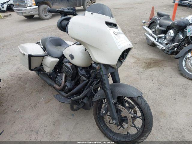  Salvage Harley-Davidson Flhxs