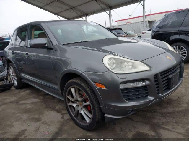  Salvage Porsche Cayenne