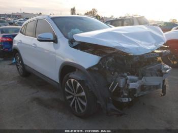  Salvage Mercedes-Benz GLA
