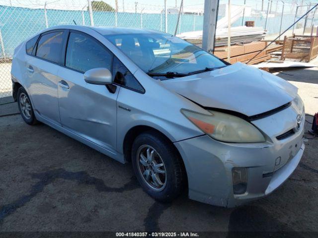  Salvage Toyota Prius