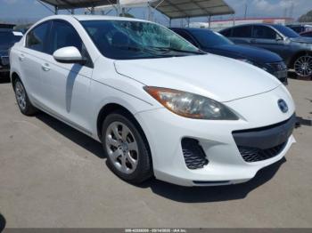  Salvage Mazda Mazda3